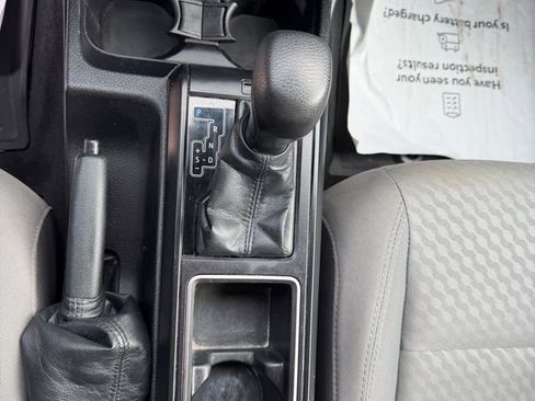 Used 2022 Toyota Tacoma SR5 image 11