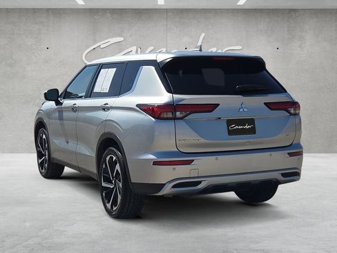 Used 2024 Mitsubishi Outlander FWD image 14