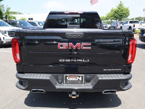 Used 2022 GMC Sierra 1500 Denali w/ Denali Premium Package AWD/4WD image 5
