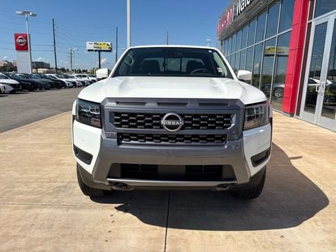 New 2026 Nissan Frontier SV w/ SV Convenience Package image 3