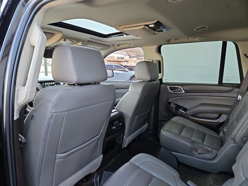 Used 2018 GMC Yukon Denali w/ Denali Ultimate Package image 6