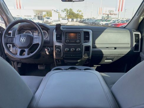 Used 2017 RAM 1500 Classic SLT image 24