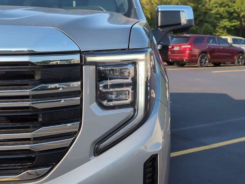 New 2026 GMC Sierra 1500 SLT w/ SLT Premium Plus Package AWD/4WD image 12