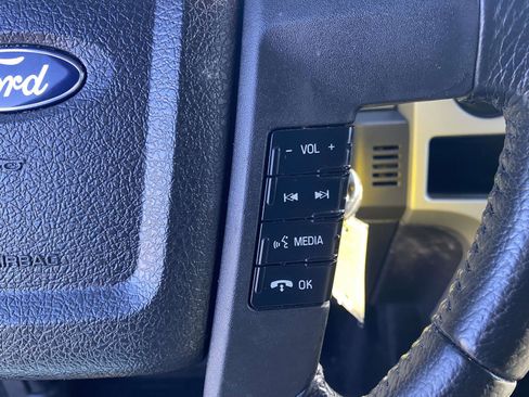 Used 2011 Ford F150 XLT w/ XLT Convenience Pkg image 19