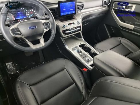 Certified 2023 Ford Explorer XLT w/ Equipment Group 202A AWD/4WD image 34