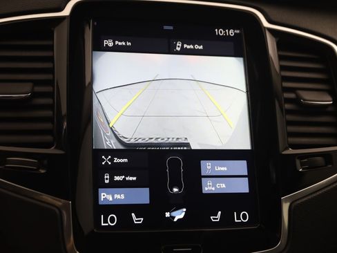 Used 2018 Volvo XC90 T6 Momentum w/ Convenience Package AWD/4WD image 11