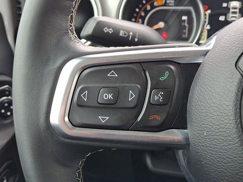 Used 2018 Jeep Wrangler Unlimited Sahara w/ Safety Group image 20