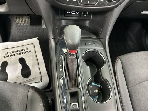 Certified 2024 Chevrolet Equinox RS w/ LPO, Floor Liner Package FWD image 17