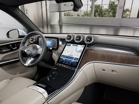 New 2026 Mercedes-Benz GLC 300 image 41