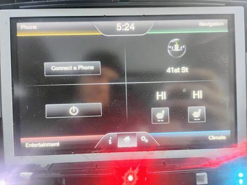 Used 2013 Ford Edge Limited image 25