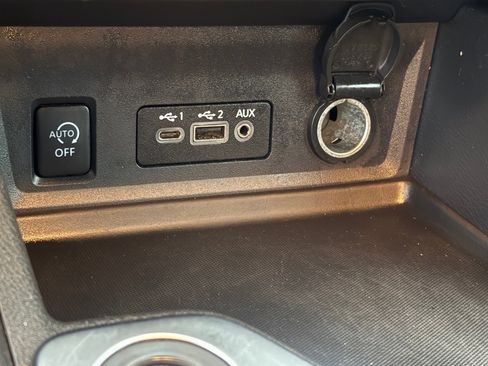 Certified 2024 Nissan Sentra SV image 22