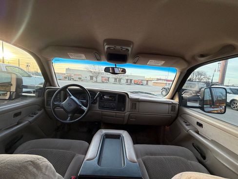 Used 2002 Chevrolet Silverado 2500 LS w/ Electrical Convenience Pkg image 11