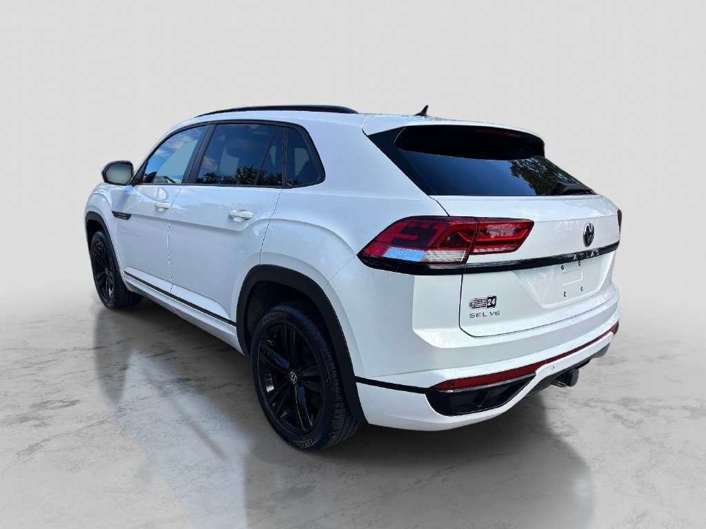 Used 2023 Volkswagen Atlas Cross Sport SEL R-Line AWD/4WD image 3