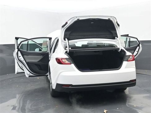 New 2026 Toyota Camry LE image 33