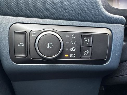 New 2025 Ford Maverick Lobo image 32