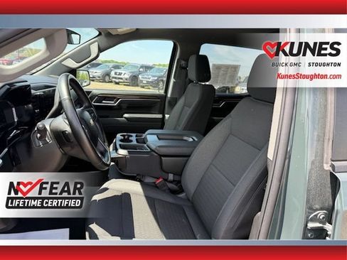 Used 2025 Chevrolet Silverado 1500 LT AWD/4WD image 20