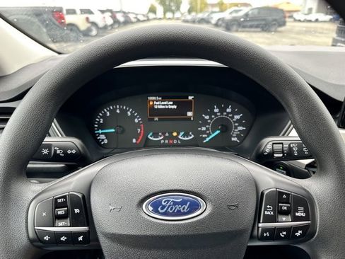 Used 2022 Ford Escape SE image 21