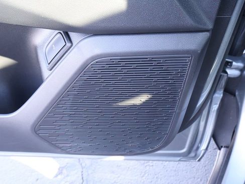 New 2026 Chevrolet Equinox LT w/ Convenience Package II image 19