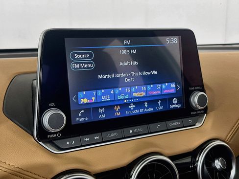 Used 2023 Nissan Sentra SV w/ SV Premium Package FWD image 21