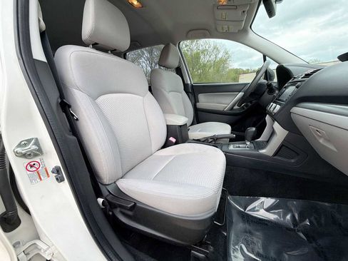 Used 2017 Subaru Forester 2.5i w/ Popular Package #2A AWD/4WD image 18