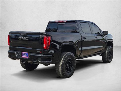 Used 2023 GMC Sierra 1500 AT4 w/ Technology Package AWD/4WD image 5
