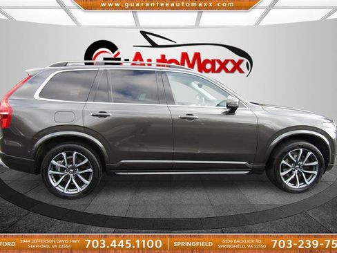 Used 2018 Volvo XC90 T5 Momentum w/ Convenience Package image 4