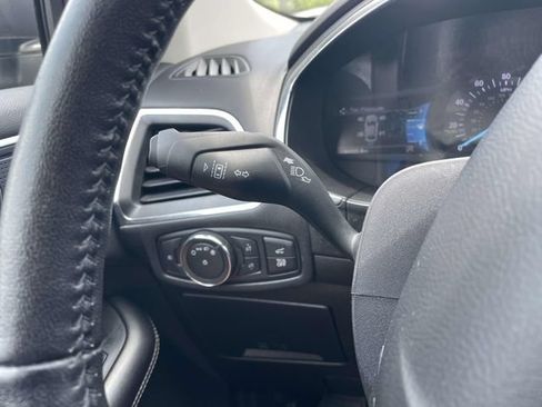 Used 2021 Ford Edge Titanium w/ Equipment Group 301A FWD image 27