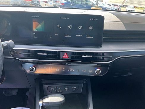 Used 2025 Kia K5 LXS FWD image 15