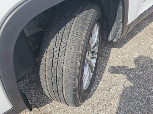 Used 2022 Jeep Cherokee Latitude Lux FWD image 31