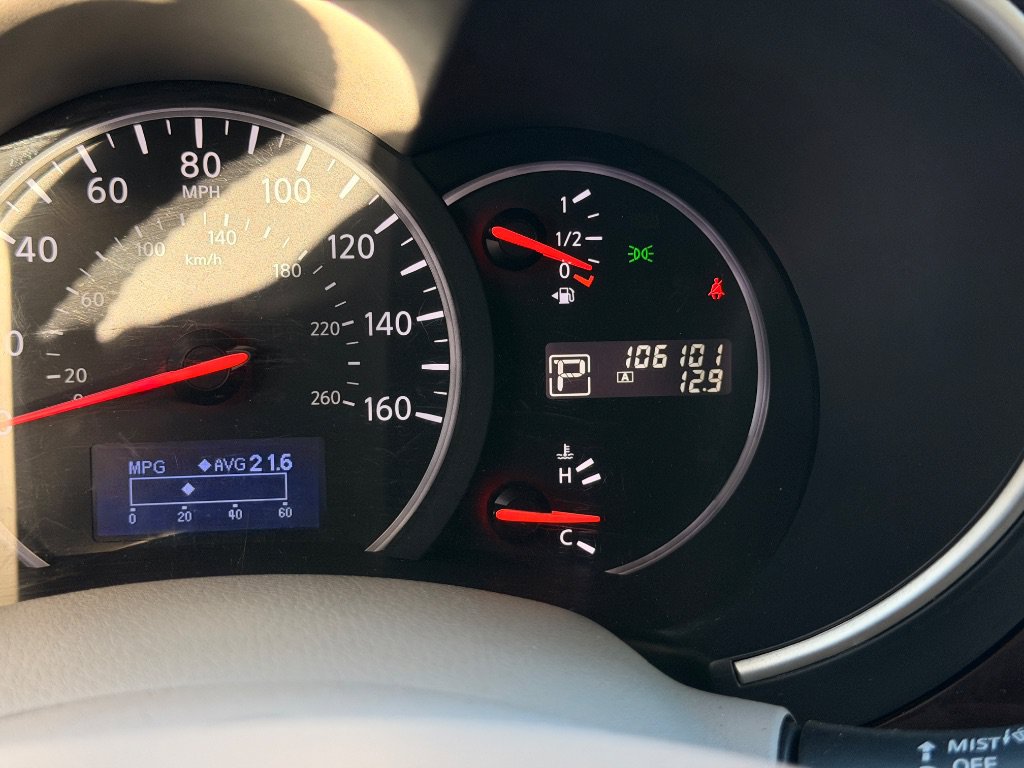 Used 2015 Nissan Quest SL w/ Bose Package FWD image 3