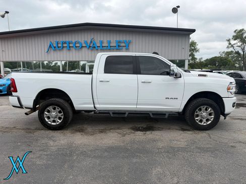 Used 2023 RAM 2500 Laramie AWD/4WD image 8