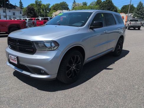 Used 2020 Dodge Durango SXT AWD/4WD image 3
