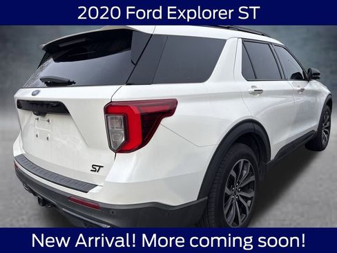 Used 2020 Ford Explorer ST w/ Premium Technology Package image 4