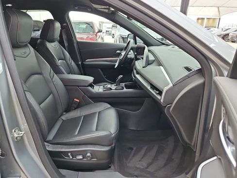 Certified 2025 Cadillac XT4 Premium Luxury image 26