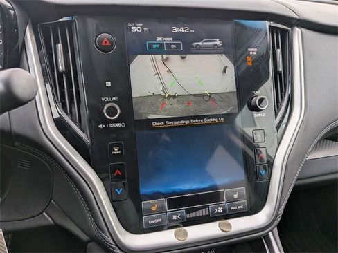 Used 2022 Subaru Outback Premium image 17