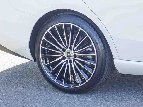 New 2026 Mercedes-Benz C 300 Sedan image 10