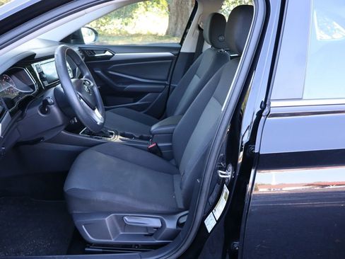 Used 2019 Volkswagen Jetta S image 19