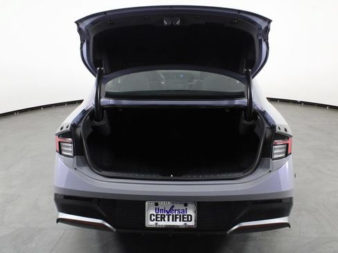 Certified 2024 Hyundai Sonata SEL w/ Convenience Package FWD image 17