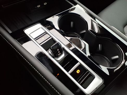 New 2026 Volkswagen Atlas SEL Premium R-Line image 22