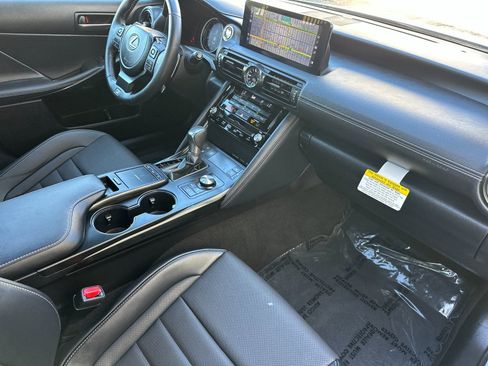 Used 2025 Lexus IS 350 F Sport w/ Navigation Package image 17