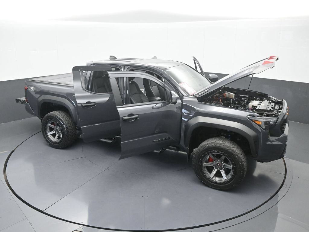 Used 2025 Toyota Tacoma TRD Off-Road w/ TRD Off Road Premium Package AWD/4WD image 79