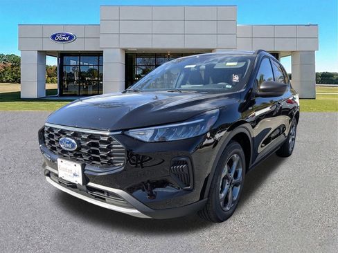 New 2026 Ford Escape ST-Line w/ Tech Pack #1 FWD image 8