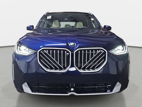 New 2026 BMW X3 xDrive30 w/ Premium Package image 2