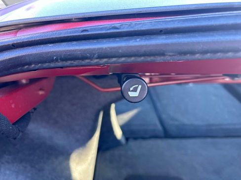 Used 2024 Nissan Altima 2.5 SV image 12