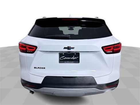 New 2026 Chevrolet Blazer LT w/ Convenience Package image 7