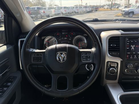 Used 2019 RAM 1500 Lone Star image 17