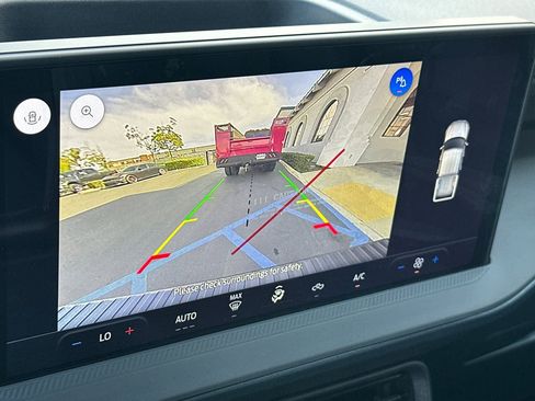 New 2025 Ford Maverick XLT w/ Black Appearance Package image 18