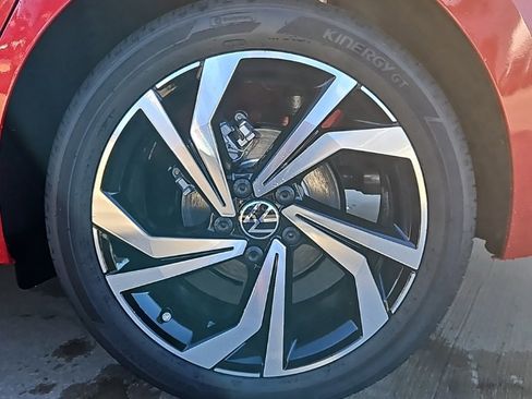 New 2026 Volkswagen Jetta SEL image 9