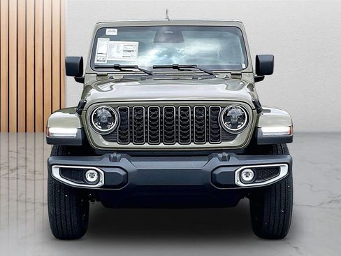 New 2026 Jeep Gladiator Mojave AWD/4WD image 3