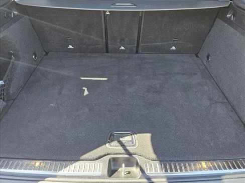 Used 2022 Mercedes-Benz GLC 300 image 6